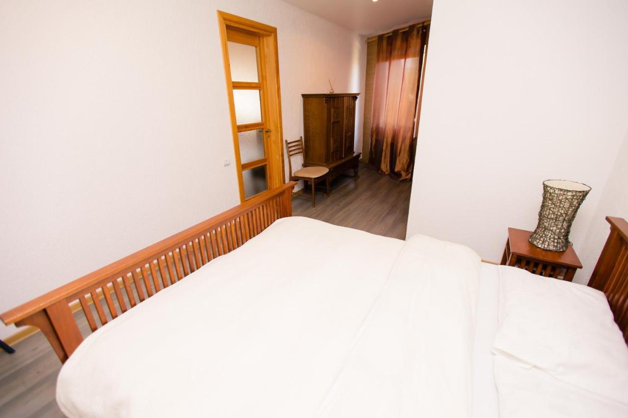 Alytus Guesthouse Extérieur photo