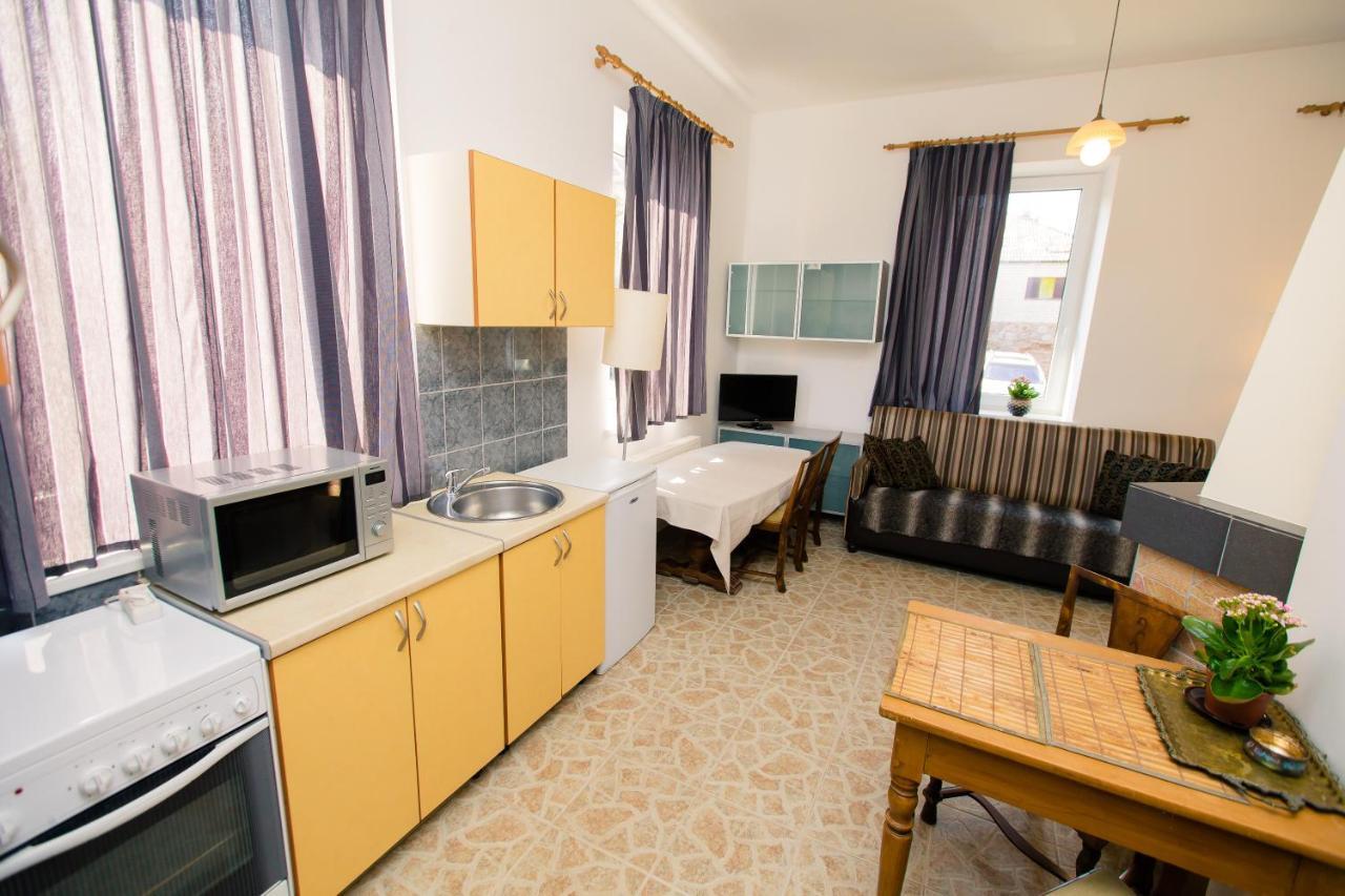 Alytus Guesthouse Extérieur photo